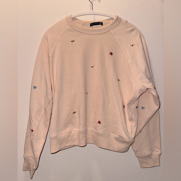 Black tape_ dusty pink floral embroidered crewneck sweatshirt M - Picture 1 of 8